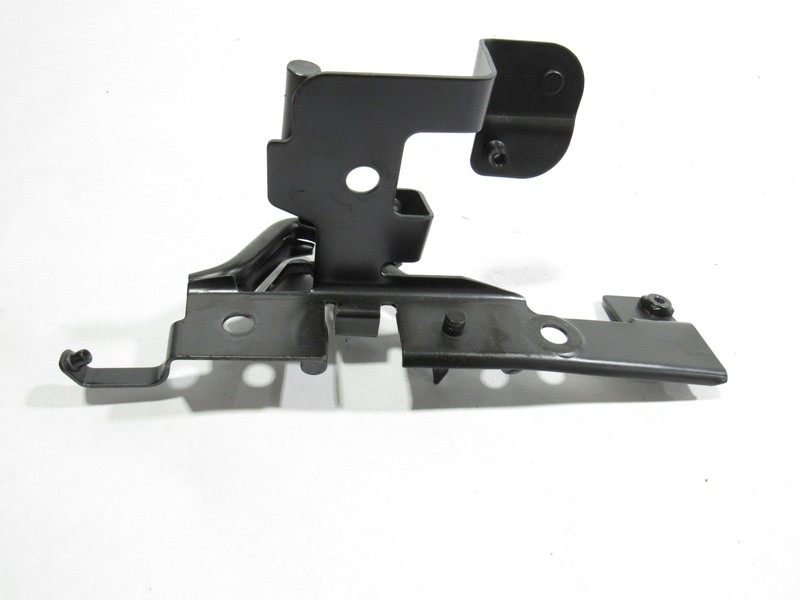 12-18 Bentley Continental GT W12 2015 Rear Right Seat Belt Guide Bracket ;:A