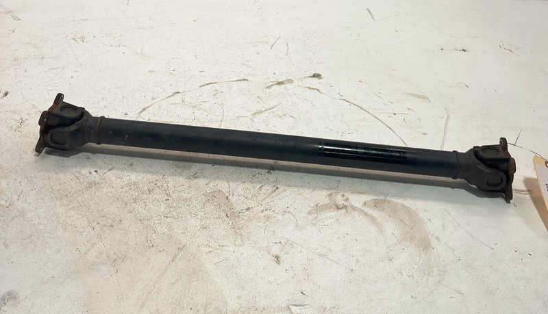 2017 - 2020 BMW XDRIVE 430Xi FRONT AXLE DRIVE SHAFT PROPELLER LINE OEM