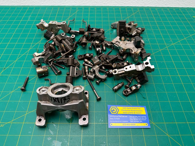 16-19 BMW X1 X2 F48 F39 CYLINDER HEAD KIT SET OEM