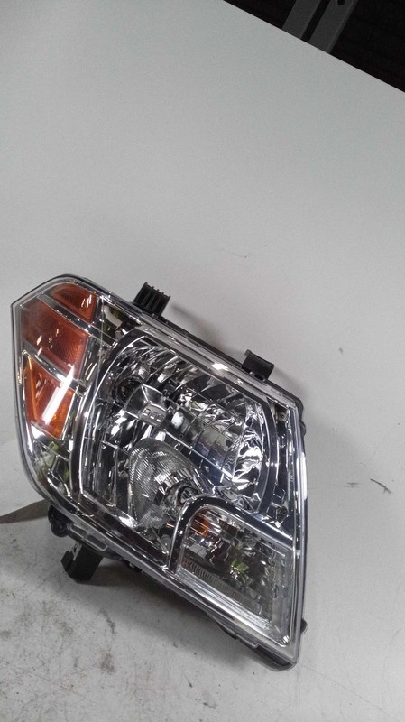 Used Right Headlight Assembly fits: 2016 Nissan Frontier Right Grade B