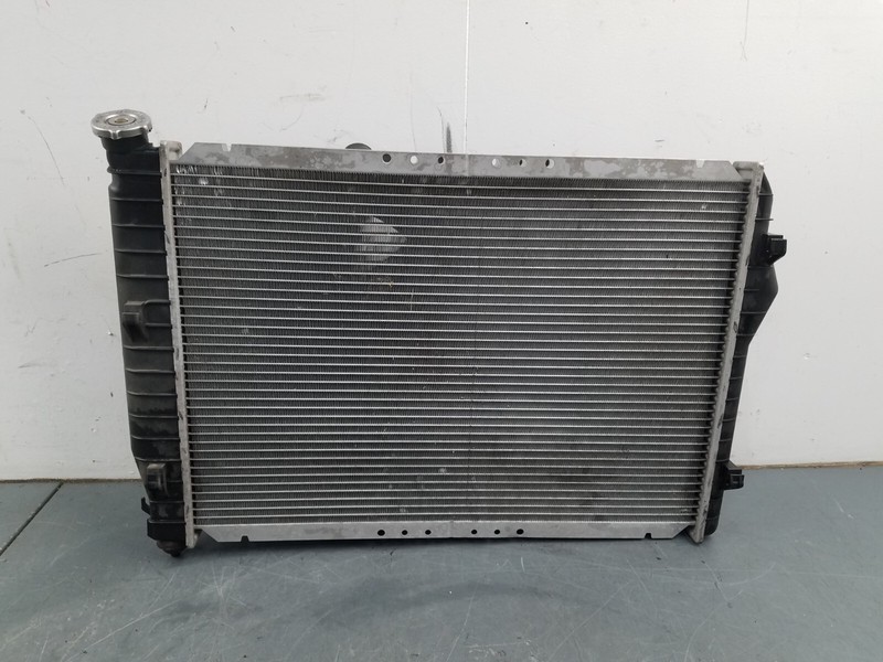 2001 Pontiac Trans Am Radiator Fan Assembly #7310 Y6