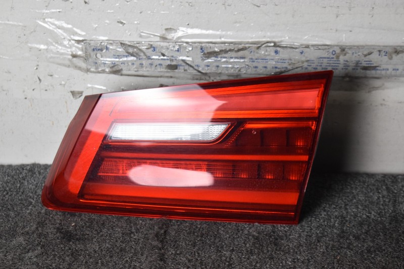 2017-2020 BMW 540I 530I BASE TAIL LIGHT RIGHT FACTORY OEM