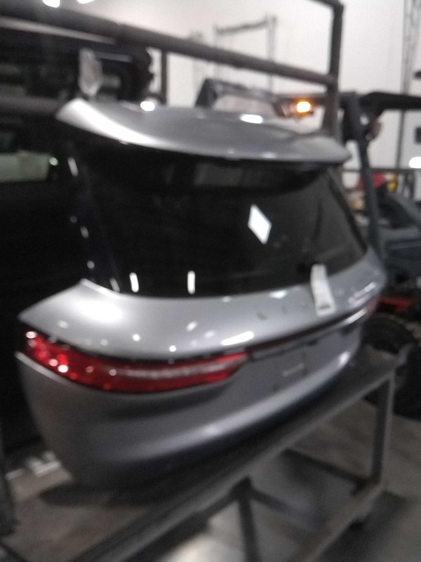Used Deck Lid fits: 2022 Lincoln Corsair privacy tint glass Grade A