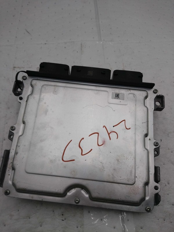 2020 Lincoln Aviator Engine Control Module ECM OEM LB5A12A650BEC 108k Miles