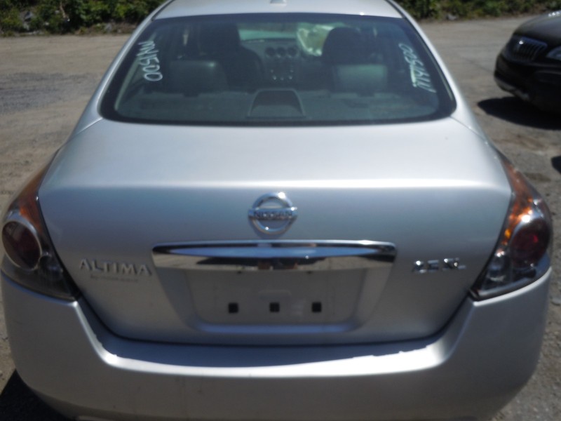 2007-2012 Nissan Altima Sedan Trunk Deck Lid W/ Camera W/O Spoiler OEM K23
