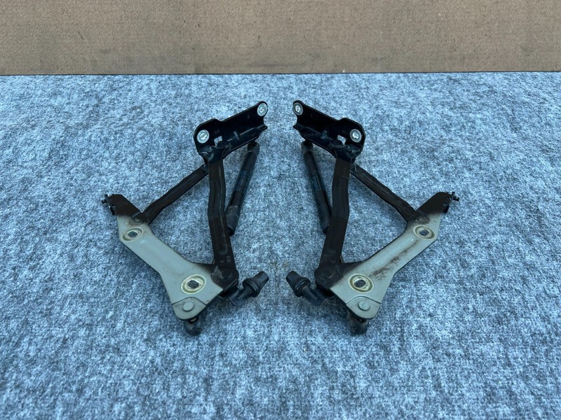 FORD MUSTANG GT 2015-2023 OEM LEFT AND RIGHT TRUNK HINGES WITH SHOCKS BLACK SET