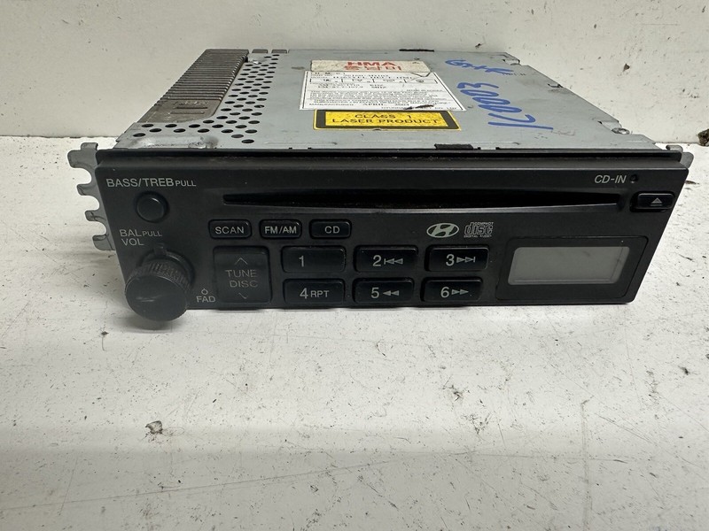 2002-2005 Hyundai Sonata Radio Stereo Single Din Disc CD Player