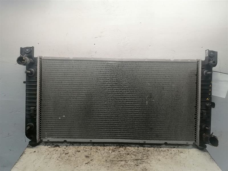 Radiator Fits 04-13 SUBURBAN 2500 792082