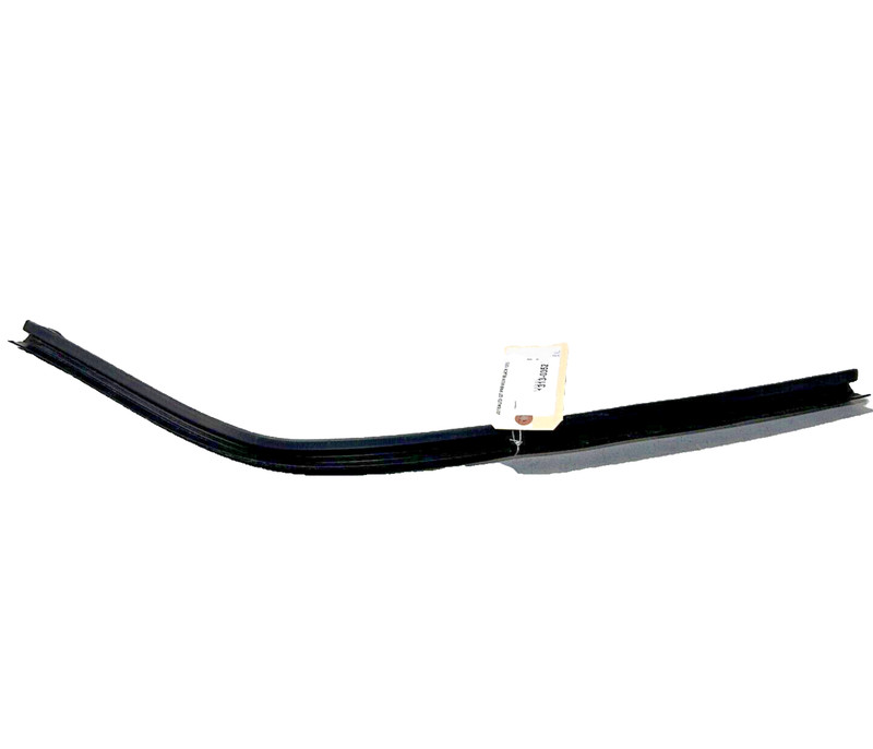 AUDI Q7 2017-2023 REAR LEFT DRIVER DOOR WINDOW INNER BELT WEATHERSTRIP SEAL OEM