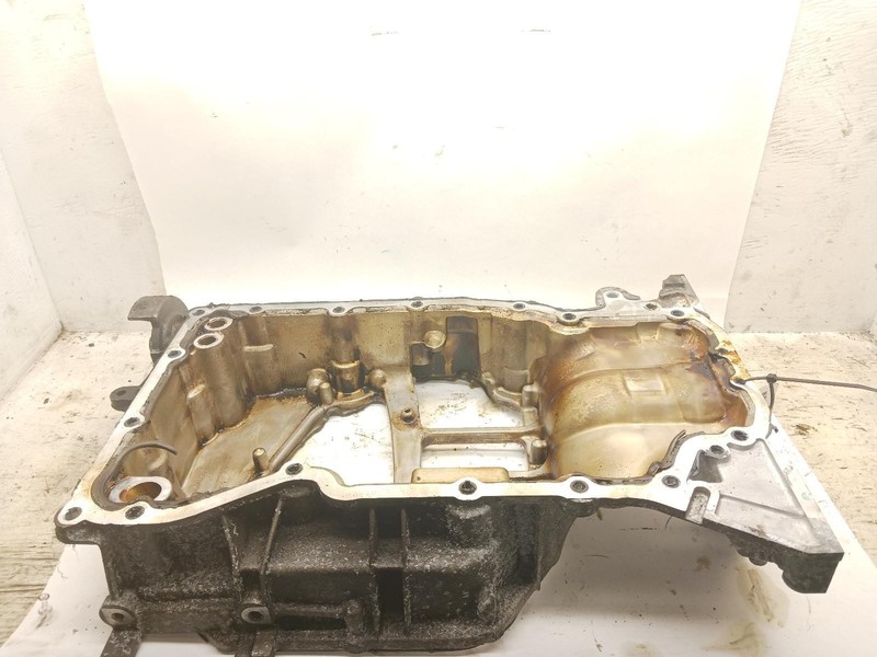 14-'20 NISSAN ROGUE upper Oil Pan 2.5L Korea built OEM 6 Month Warranty!