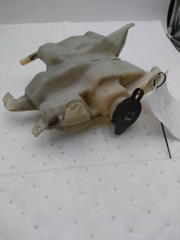 2015 Buick Enclave Engine Coolant Reservoir Silver OEM 23159167 Used 3.6L