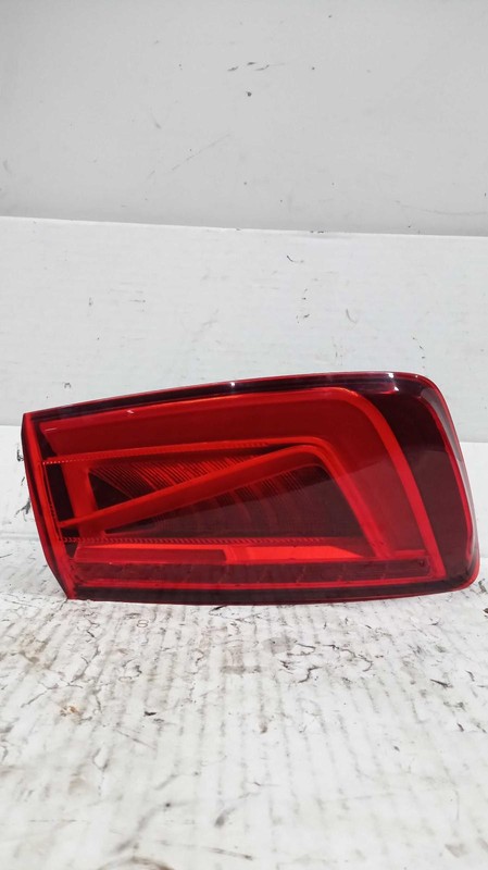 2015 AUDI A3 Left Tail Light Assembly Black OEM 674968 100K Miles