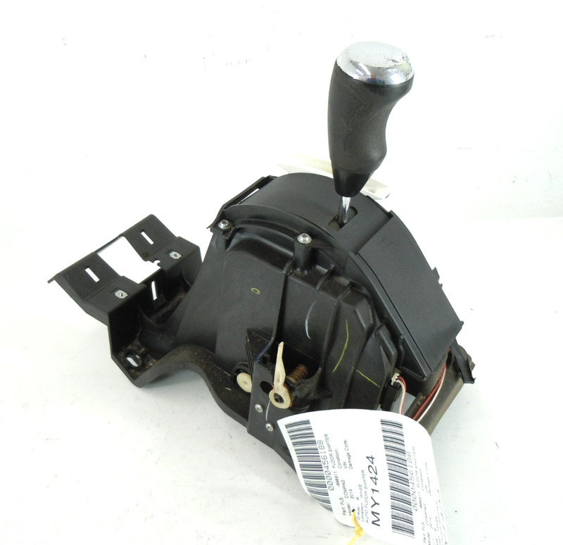 2014-2017 Jeep Compass Automatic Transmission Floor Shifter OEM