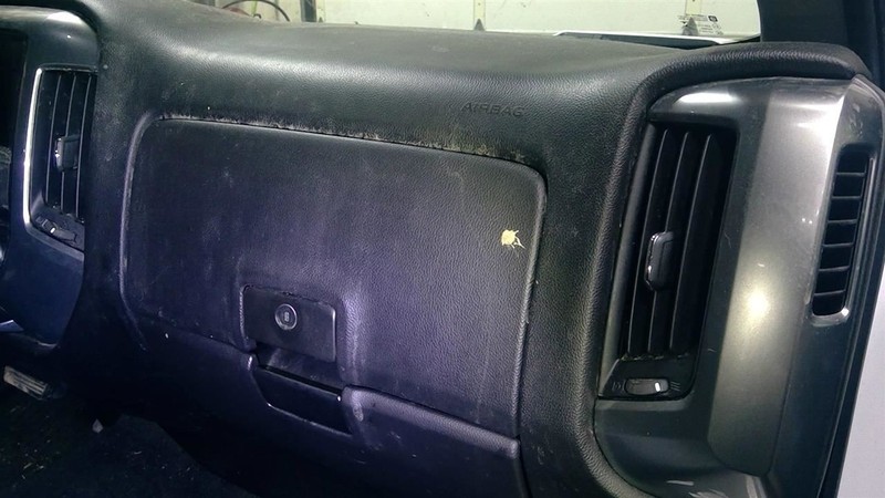SILVERADO 2014-2017 Upper Glove Box 1793493