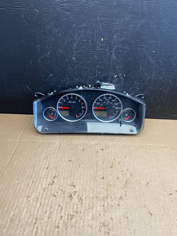 2006 - 2007 Nissan Pathfinder Xterra Cluster Speedometer Instrument OE AB9812 DG