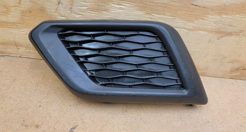2014 - 2016 Nissan Rogue Front Bumper Left LH Fog Light Hole Cover Bezel OEM