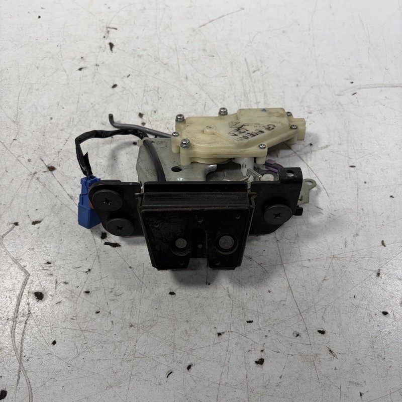 07-11 Honda Element Tailgate Latch Lock 74801-SCV-A31 OEM