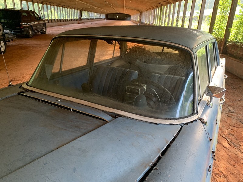 Mercedes Benz W110 1968 200d Front Windshield Glass W 110