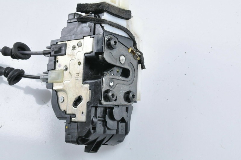 HYUNDAI ELANTRA Front Right RH Door Lock Latch Actuator OEM 2007 - 2010