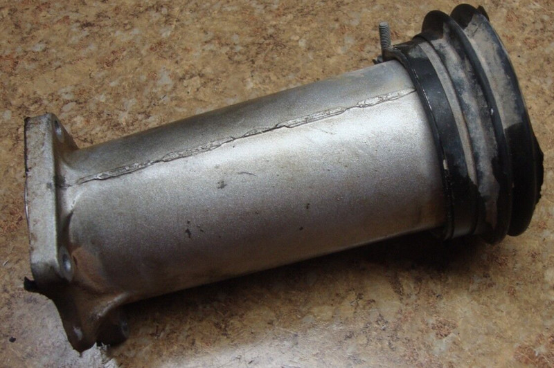 1984 Honda ATC 200 3 Wheeler Big Red Rear Axle Hub Housing Shaft Drive Mount 84
