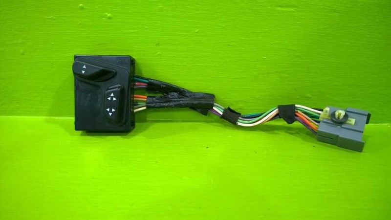 98 99 00 01 02 LINCOLN TOWN CAR RIGHT FRONT SEAT ADJUST SWITCH OEM 2837-6