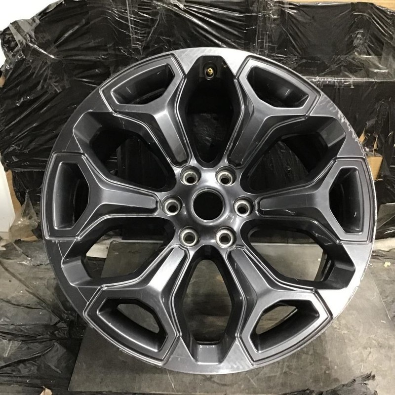 2020-2024 Dodge Ram 1500 2726 C Wheel 22x9 6 Spoke Rim Black Painted 5YD62RNWAB