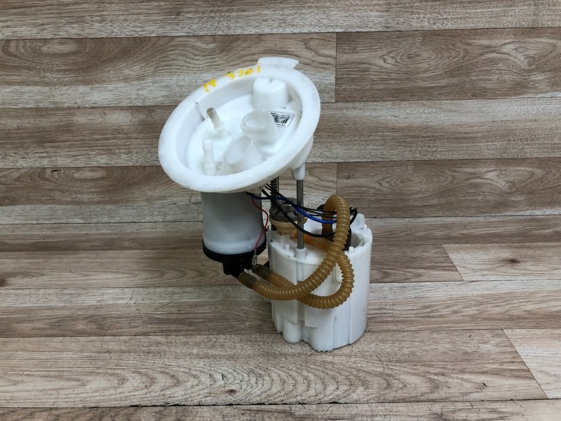BMW F30 320 328 OEM FUEL PUMP ASSEMBLY 2.0L 2012-2016 2