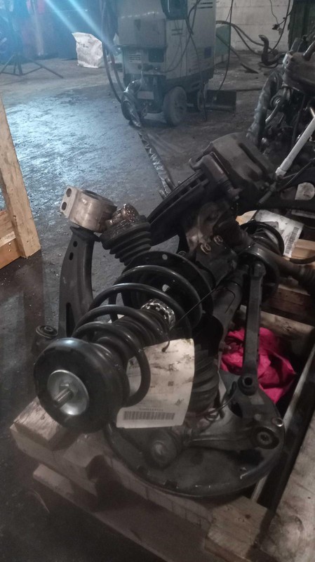 2015 Chevrolet Impala Left Steering Knuckle 108601 Used 231K Miles