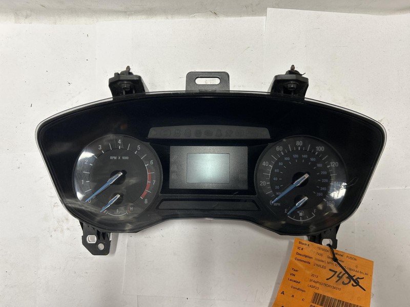 2013 FORD FUSION Speedometer cluster DS7T10849AH 21 miles OEM 13
