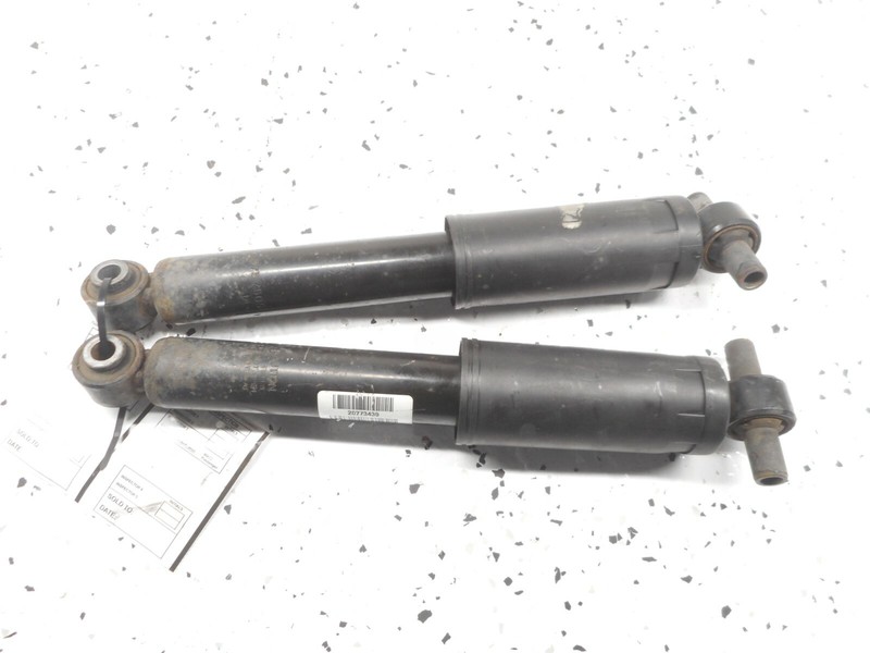 Buick Enclave Shock Absorber Pair Rear Driver Left Passenger Right OEM 2009