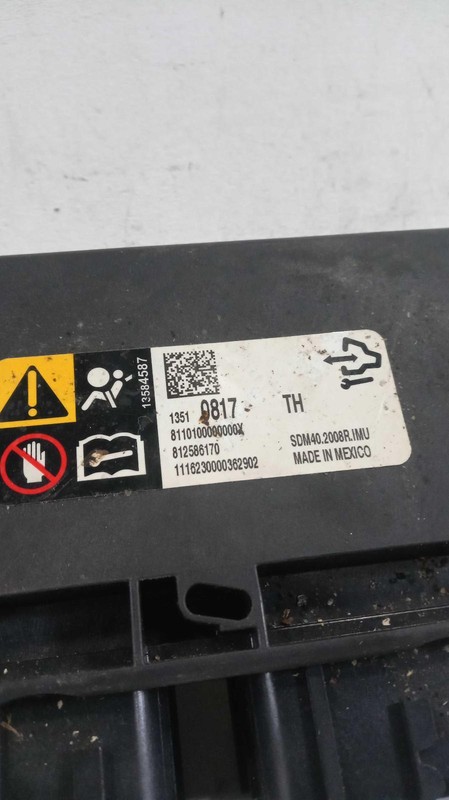 Used Air Bag Module fits: 2017 Chevrolet Malibu Air Bag below center console w/o