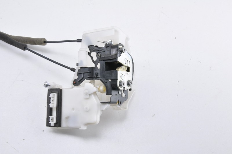 MAZDA CX-9 Front Right RH Door Lock Latch Actuator Motor OEM 2007 - 2015