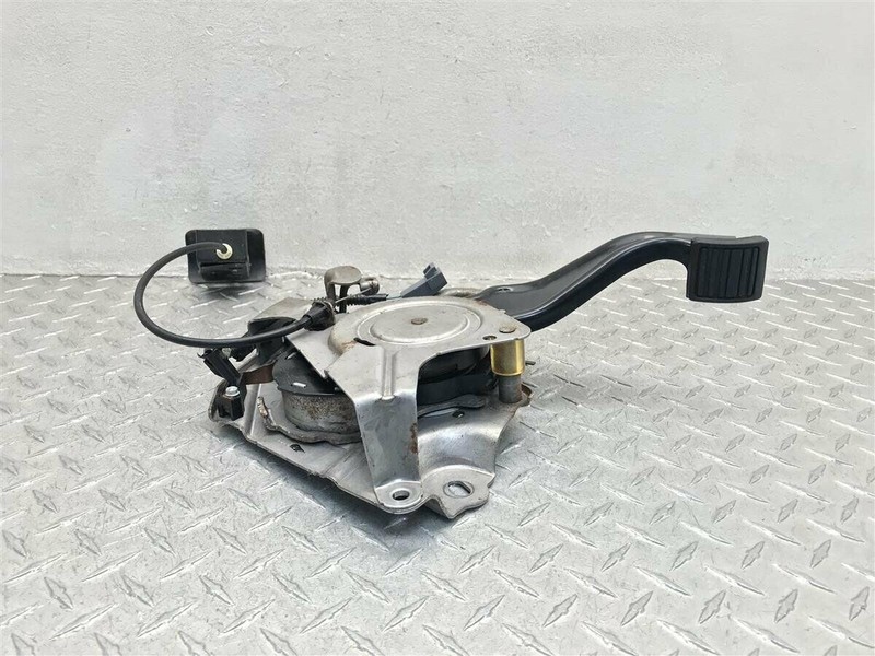 2003-2016 CHEVROLET EXPRESS PARKING BRAKE LEVER ASSEMBLY W/RELEASE OEM 23182557