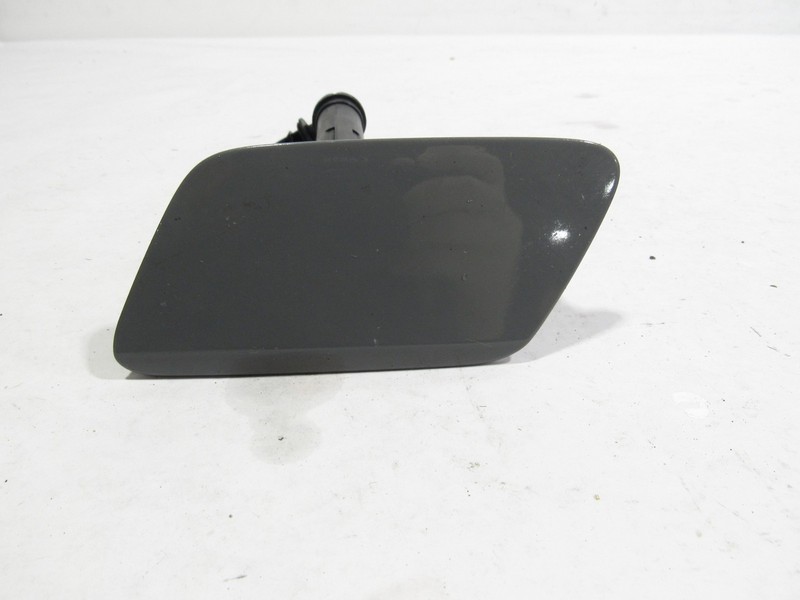 10-18 Audi A7 C7 2018 Front Left Bumper Headlight Washer W/ Cover Trim Panel |