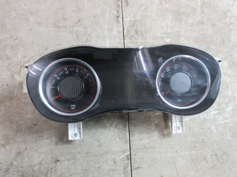 2016 Dodge Challenger OEM 160MPH Instrument Panel Speedometer 68281036