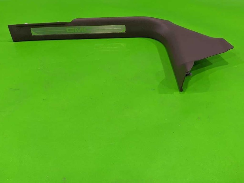 15-20 YUKON XL PASSENGER RIGHT FRONT DOOR SCUFF SILL PLATEDUNEOEM 4030-100