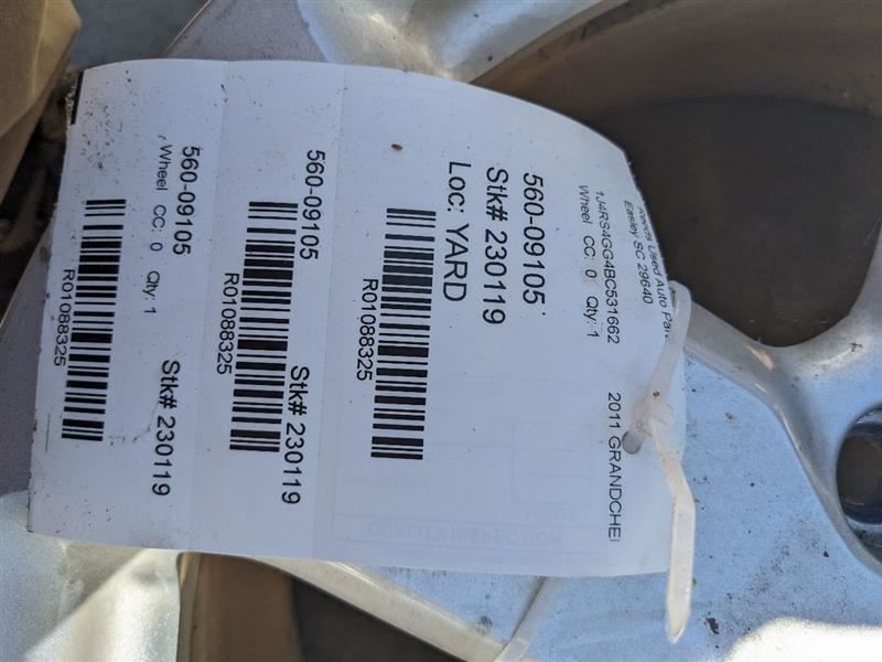 Wheel Road Wheel 18x8 Painted Silver Fits 11-13 GRAND CHEROKEE 1088325