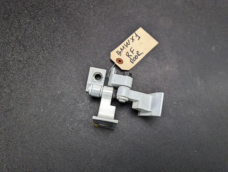 2PC Front Right Door Upper & Lower Hinge 2018 BMW X1 41517284534 2016 2017- 2021