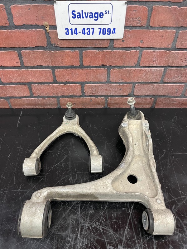 06-10 PONTIAC SOLSTICE FRONT LEFT LOWER & UPPER CONTROL ARM SET OEM 119K MILES