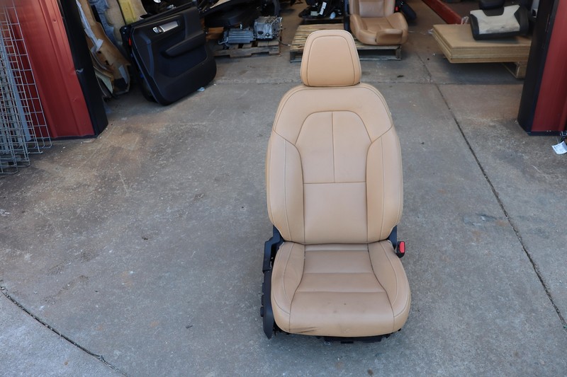 2019-2020 VOLVO XC40 FRONT LEFT DRIVER SIDE SEAT LEATHER TAN ASSEMBLY OEM