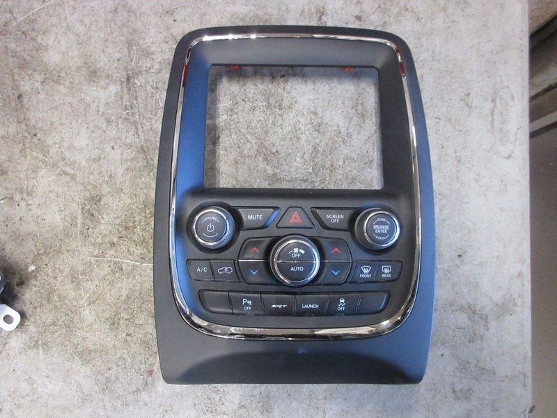 2018-2020 Dodge Durango SRT OEM Radio Climate Control Center Stack 68333650