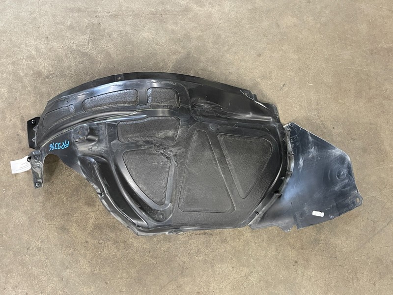 ⭐2015-2017 DODGE CHARGER SCAT PACK FRONT RIGHT FENDER LINER SPLASH GUARD LOT2396
