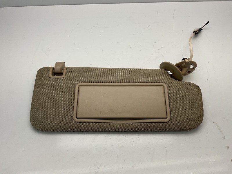 2010-2012 Buick LaCrosse Right Side Sunvisor Sun Visor Assy W/ Mirror & Light