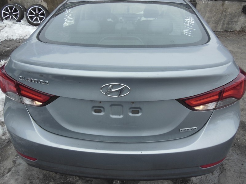 14-16 Hyundai Elantra Sedan Rear Trunk Deck Lid Keyless Entry W/ Camera OEM 8S