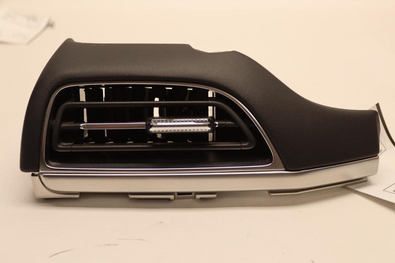 2020-2023 HYUNDAI PALISADE DASH DASHBOARD LEFT DRIVER SIDE OUTER AIR VENT OEM