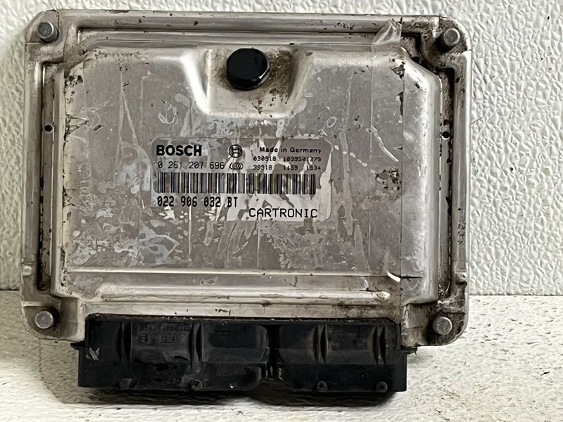 2003-2006 Porsche Cayenne 4.5 Engine Computer Module Ecu Ecm Pcm 022 906 032 BT