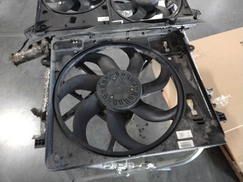 2018 Ford Fusion Engine Cooling Fan Motor OEM White 2.5L 105K Miles