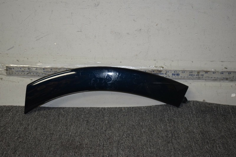 2019-2020 PORSCHE CAYENNE WHEEL OPENING MOLDING RIGHT FRONT OEM