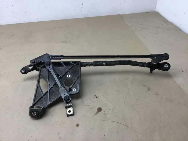 Bentley Bentayga 2019 V8 Front Windshield Wiper Transmission Linkage 16-20 :Y