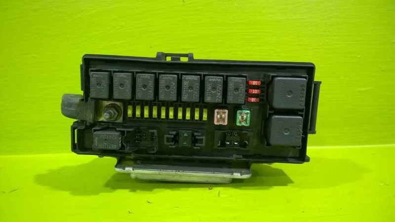 05 DURANGO 4X2 FUSE RELAY BOX W/MULTIFUNCTION CONTROL OEM 3550-5